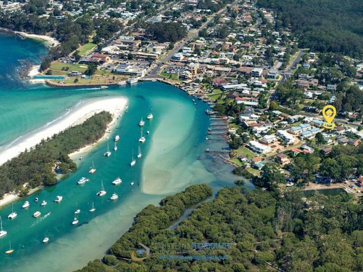 The Porthole Of Huskisson By Experience Jervis Bay Exterior photo